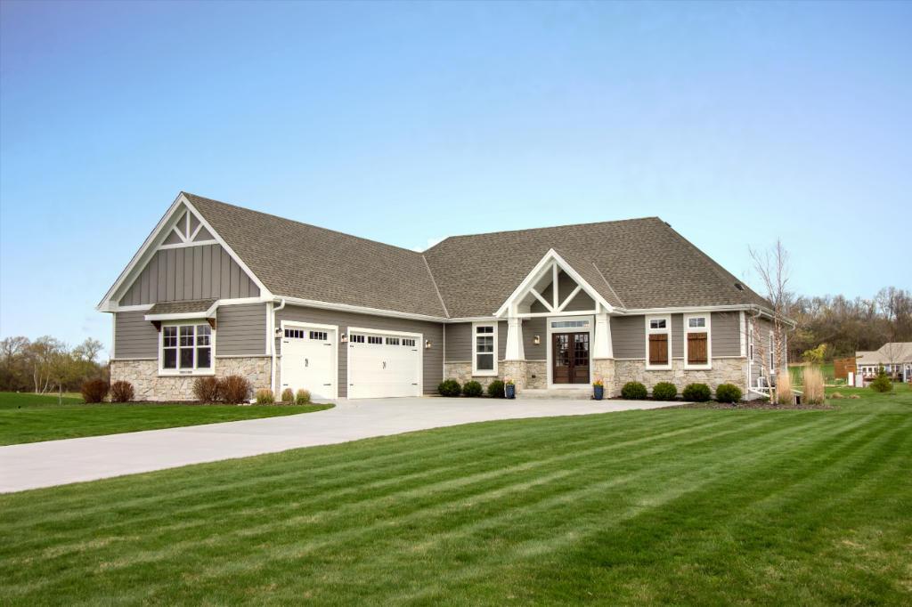 N69W27886 Steepleview Ln., Hartland, WI 53029