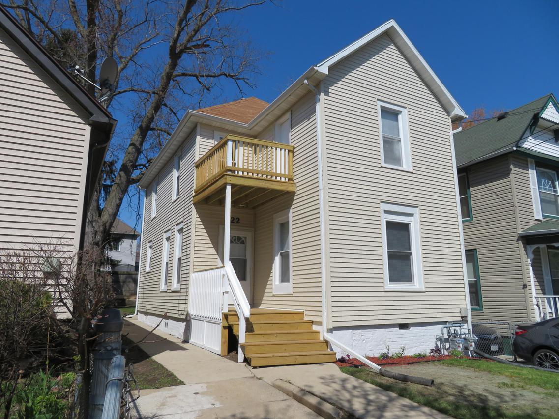 922 Racine St., Racine, WI 53403