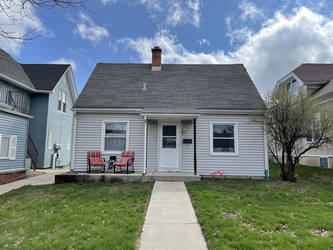 539 S Main St., West Bend, WI 53095