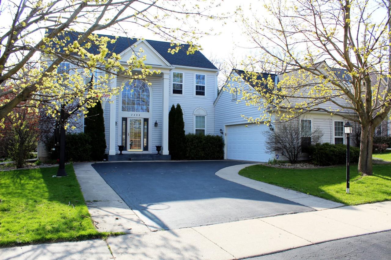 2406 Patrick Ln., Waukesha, WI 53188