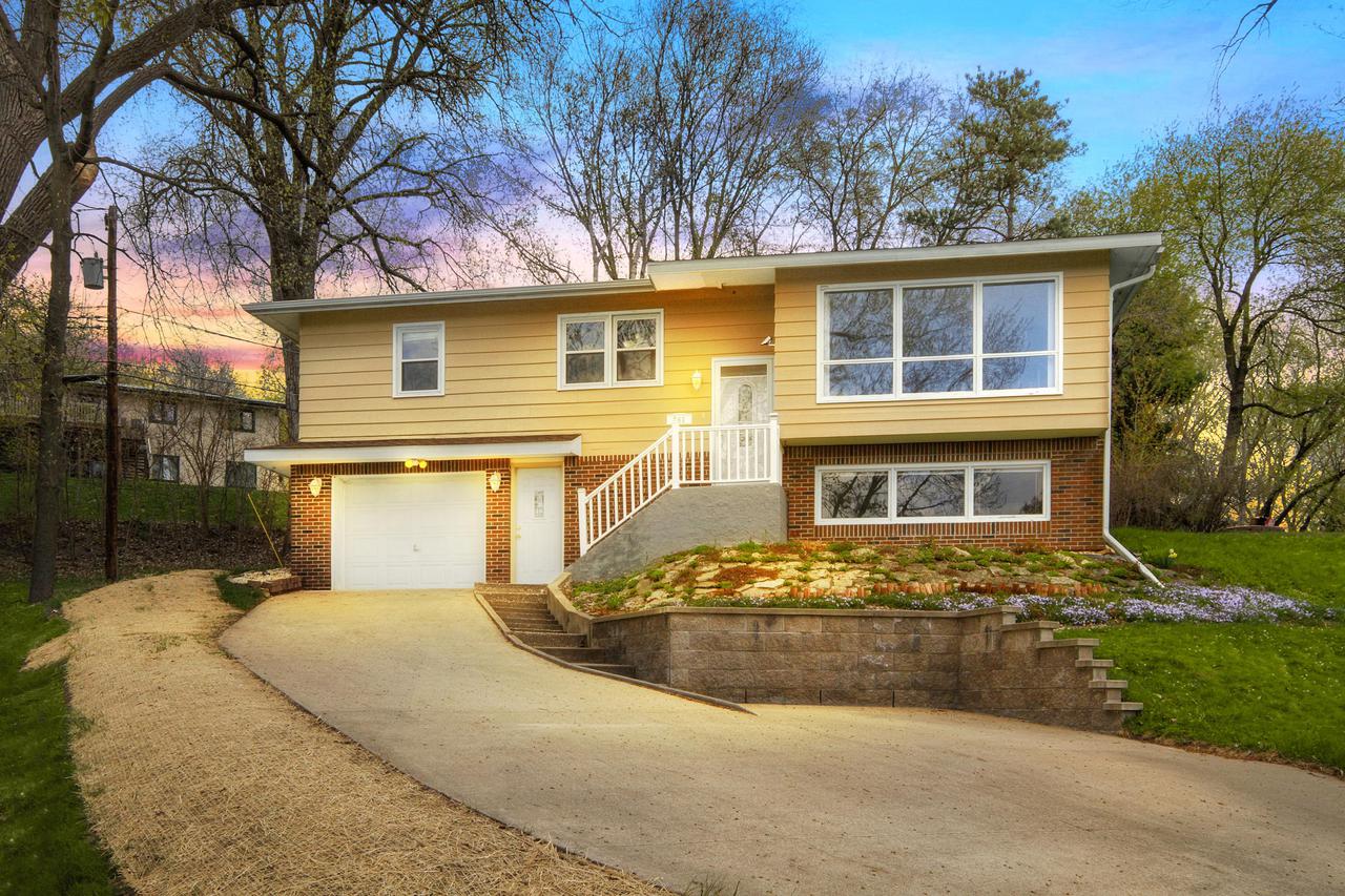 341 Lee St, Holmen, WI 54636
