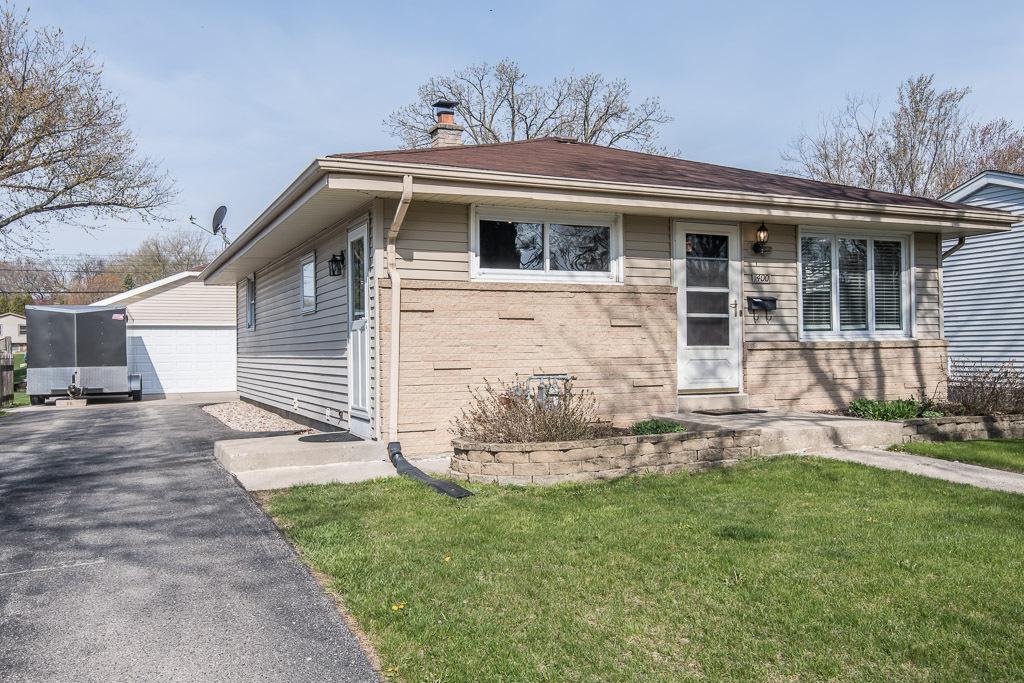 1400 W West End Rd, Waukesha, WI 53188