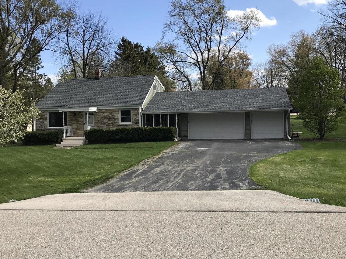 18325 W Bolter Ln., Brookfield, WI 53045