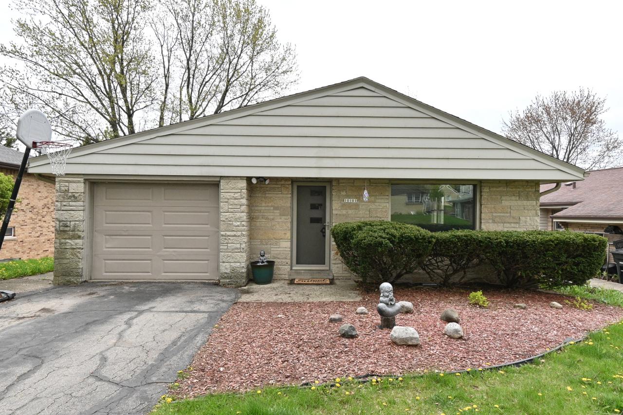 10101 W Highwood Ave., Wauwatosa, WI 53222
