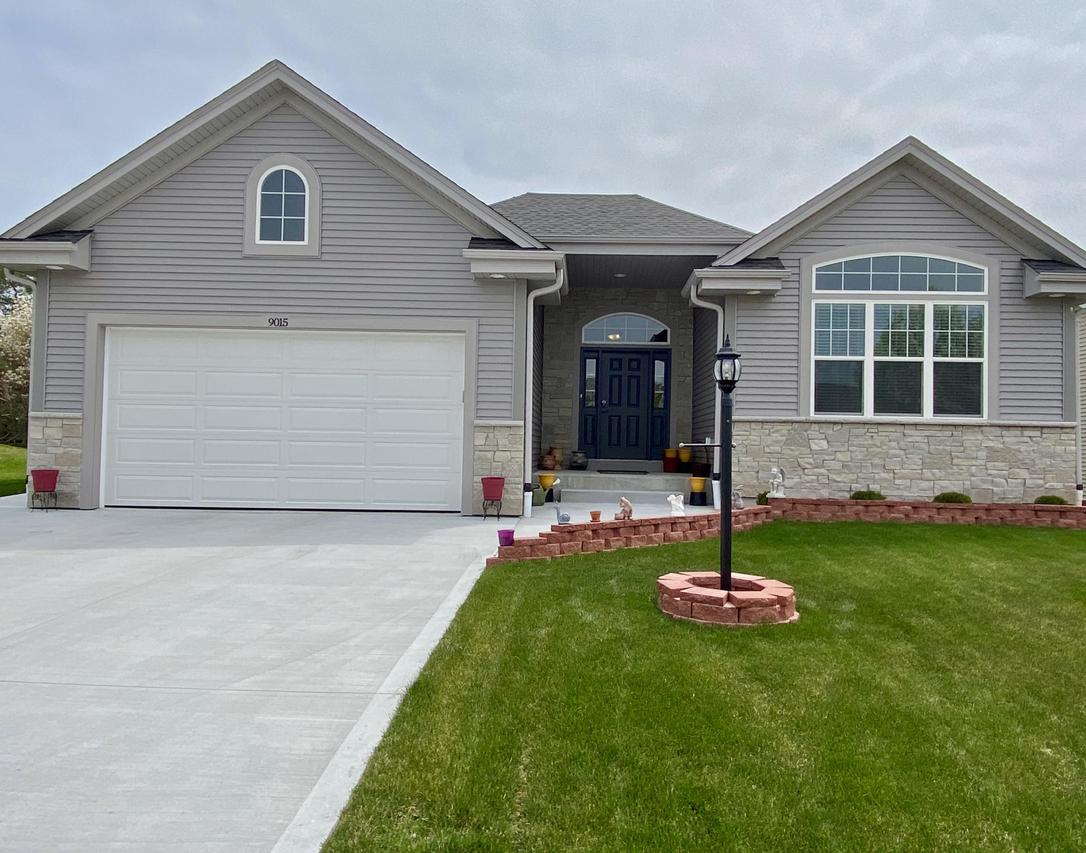 9015 Prairie Crossing, Caledonia, WI 53126
