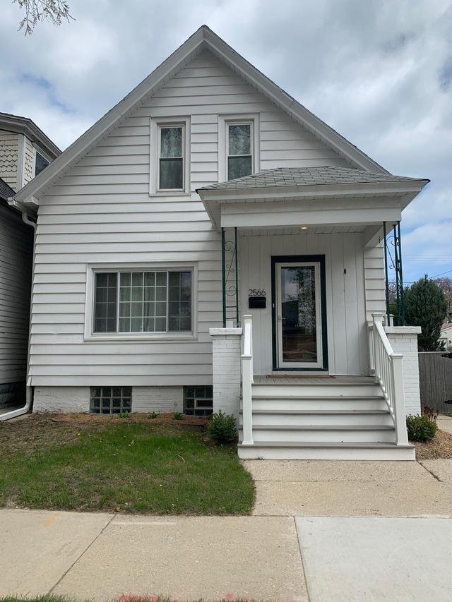 2566 S Delaware Ave., Milwaukee, WI 53207