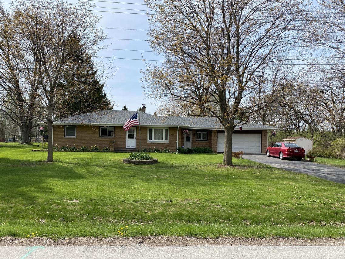 9957 W Margaret Ln., Franklin, WI 53132