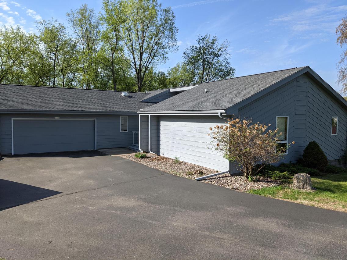 W6485 Birchwood Dr., Onalaska, WI 54650