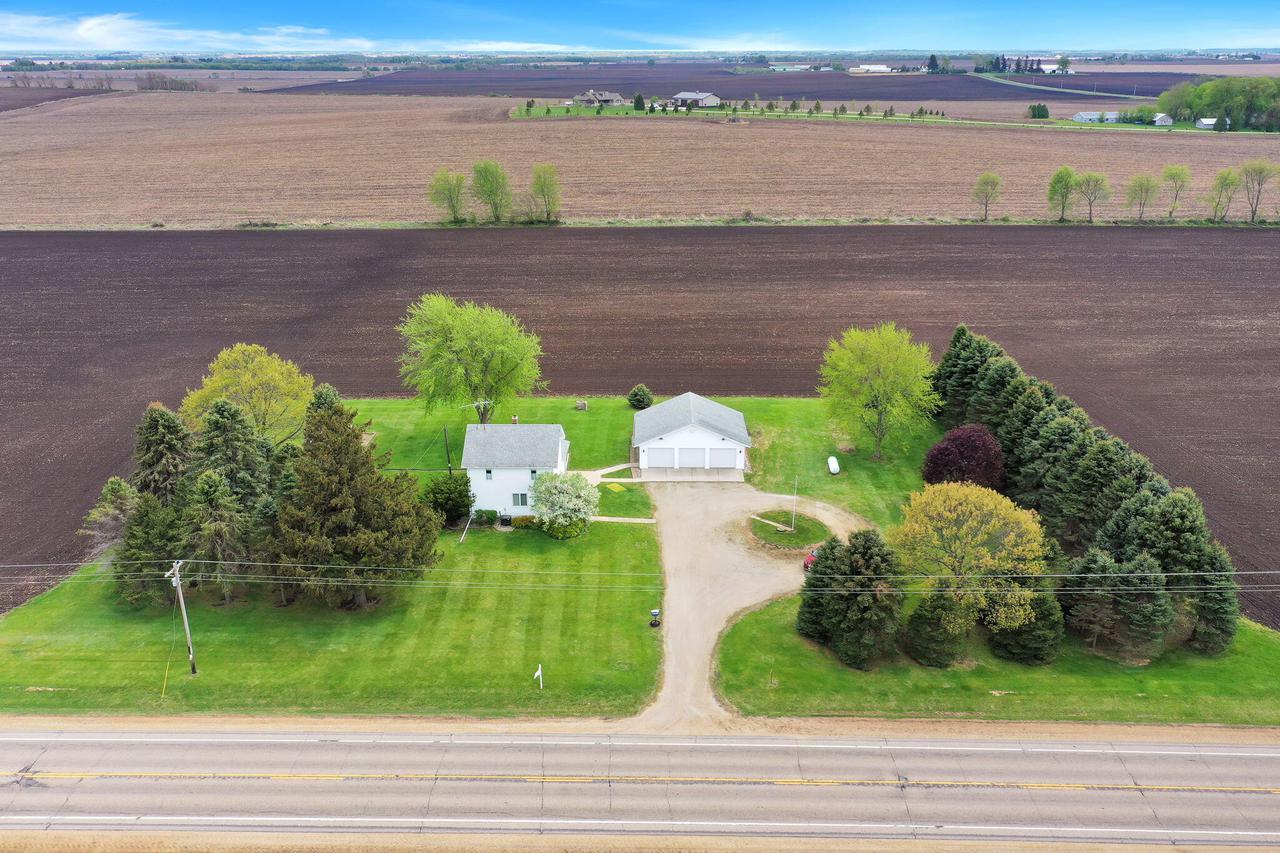 10830 E Us Hwy 14, Bradford, WI 53505