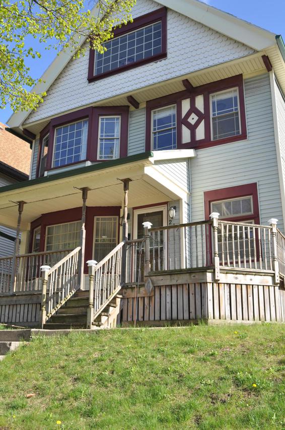 217 E Clarke St., Milwaukee, WI 53212
