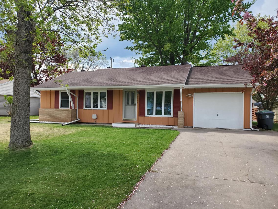 3144 31st St., La Crosse, WI 54601