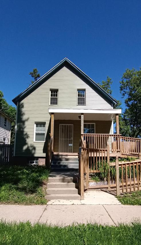 5036 N 38th St, Milwaukee, WI 53209