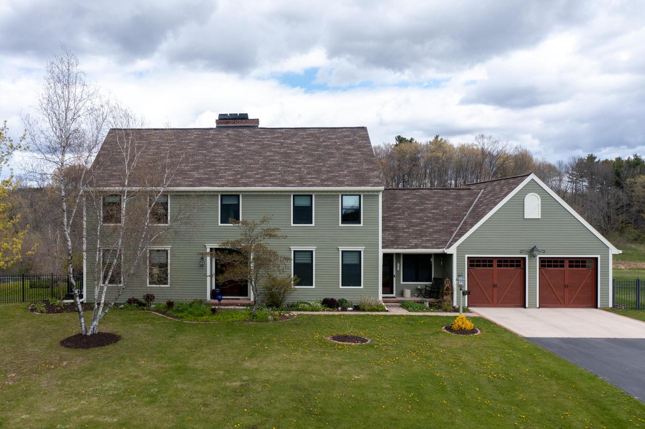 6300 Lakewood Ln., Newton, WI 54220