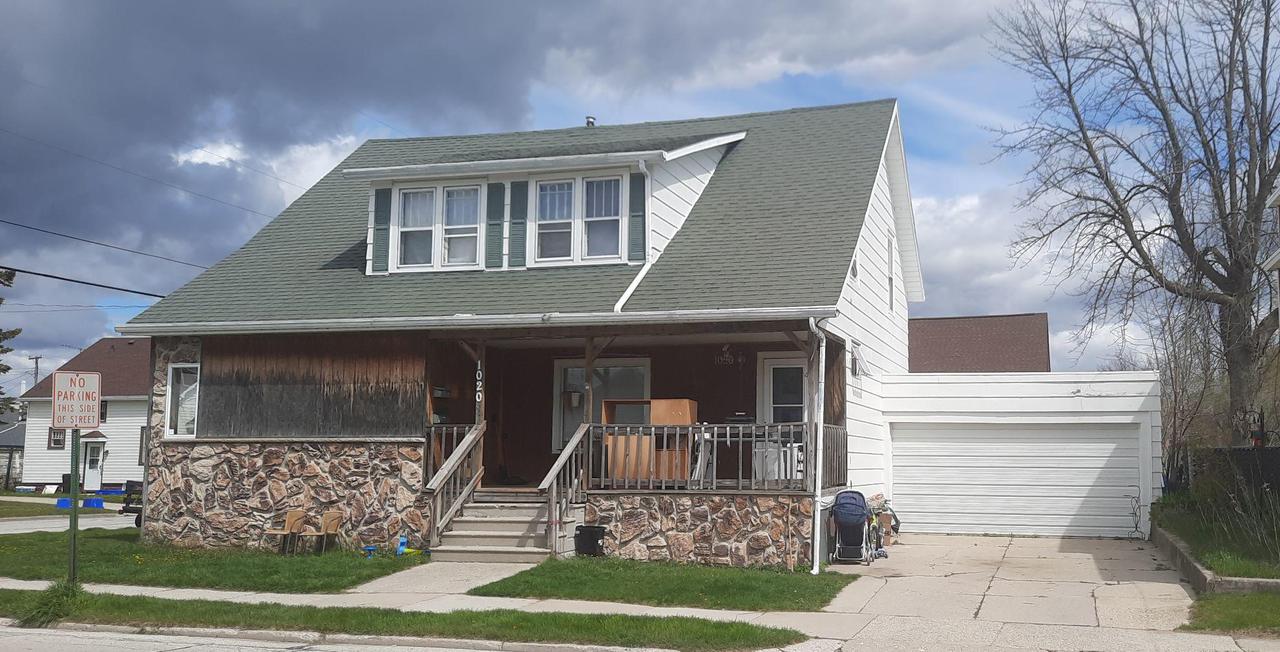 1020 17th St., Two Rivers, WI 54241