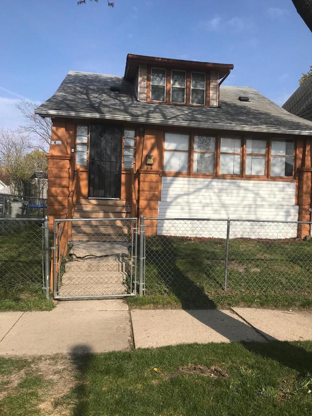 4654 N 29th St, Milwaukee, WI 53209