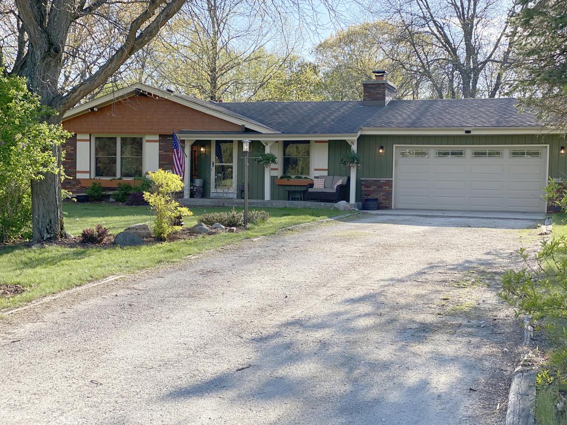 1111 Wejegi Dr., Richfield, WI 53033