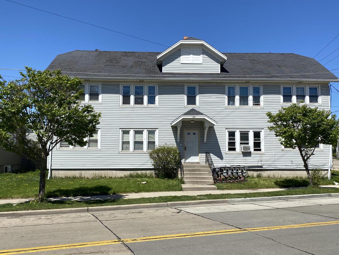 1848 Kearney Ave, Racine, WI 53403