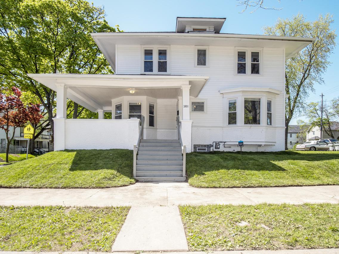 3301 W Lloyd St., Milwaukee, WI 53208