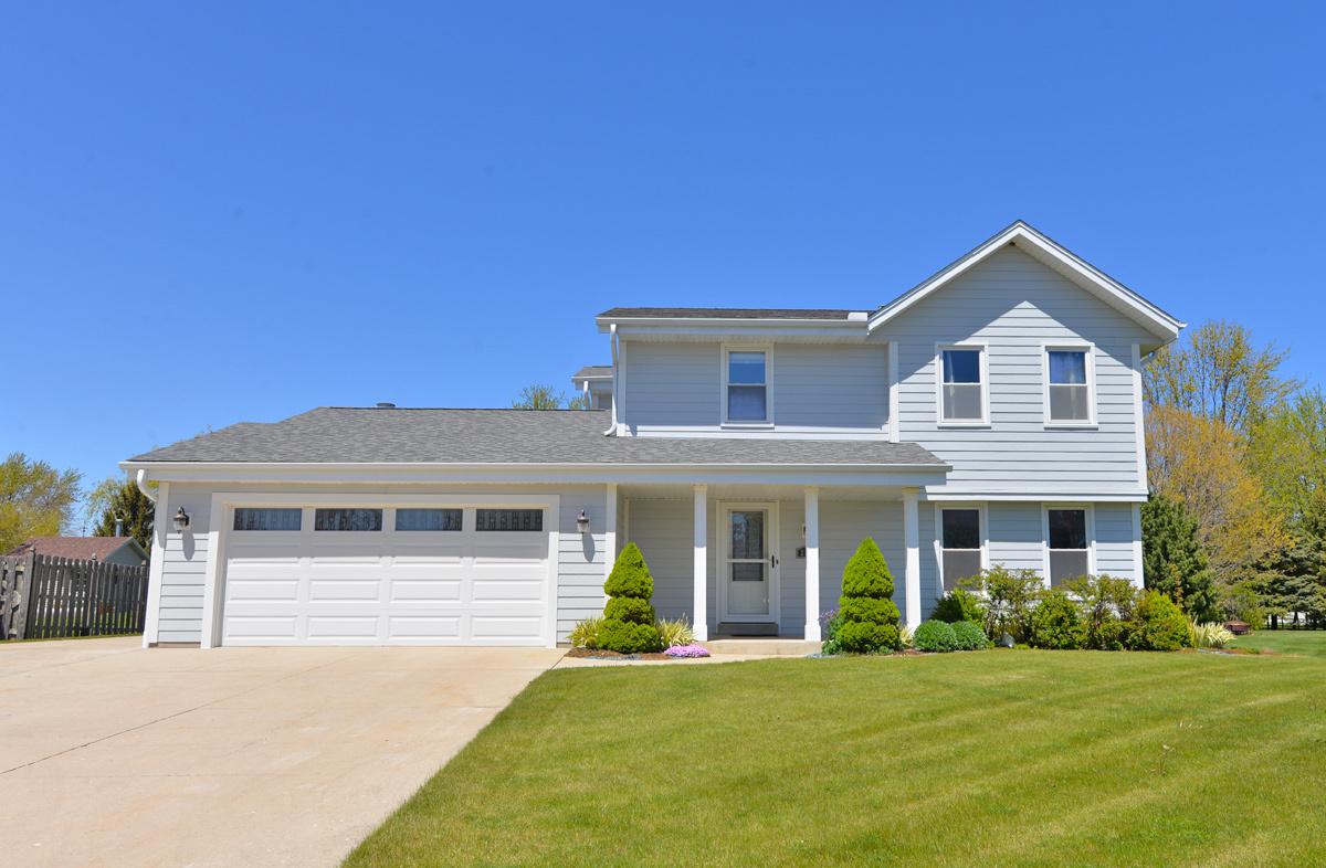 2510 Catherine Dr., Caledonia, WI 53402
