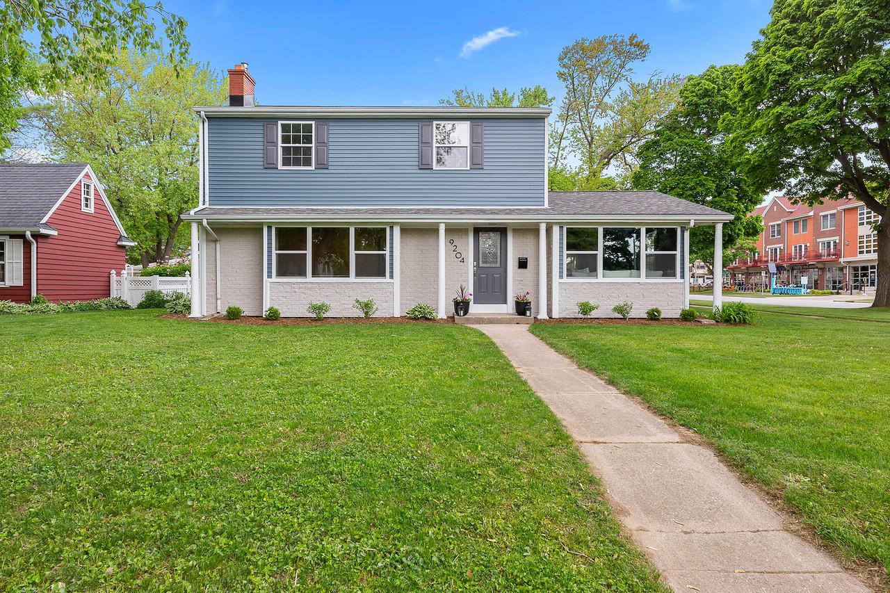 9204 Jackson Park Blvd., Wauwatosa, WI 53226