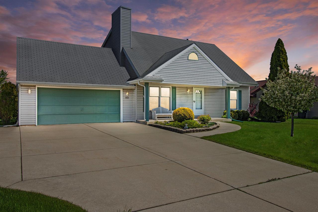 3902 W Leah Ave., Franklin, WI 53132