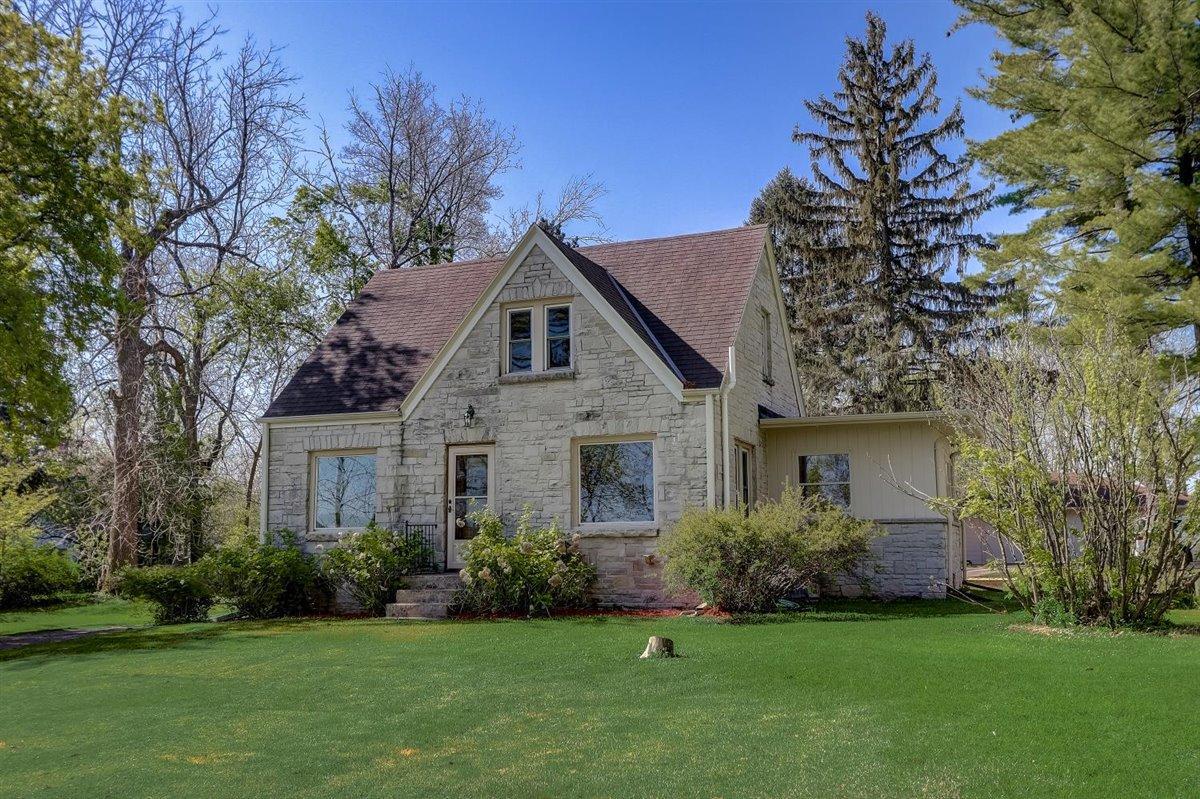 N95W26543 County Road Q, Lisbon, WI 53017