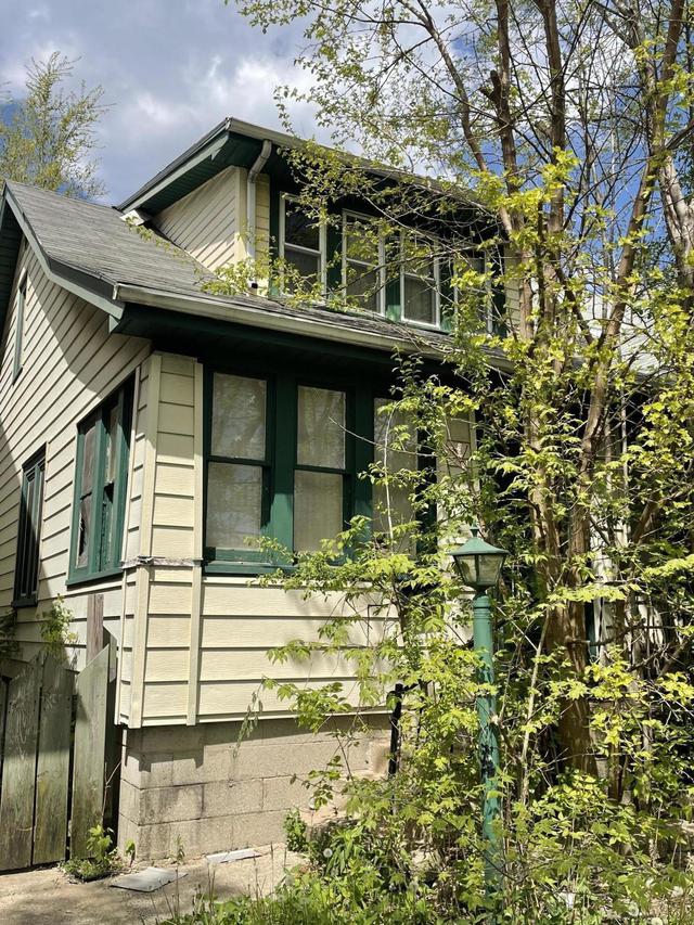 529 S 75th St., Milwaukee, WI 53214