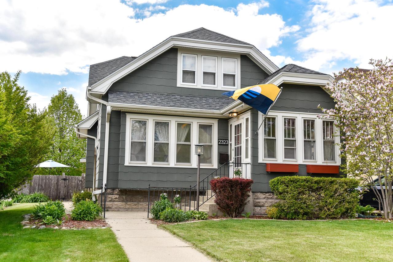 2323 N 66th St., Wauwatosa, WI 53213