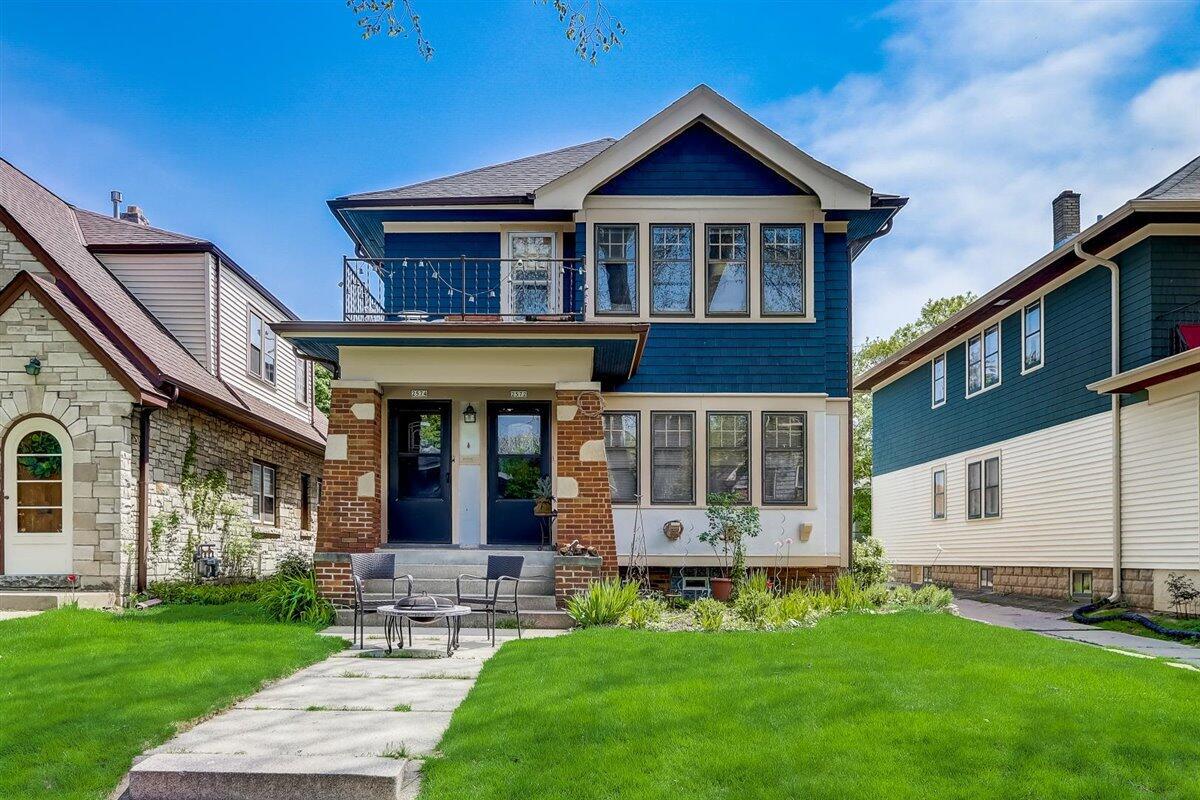 2572 N 68th St., Wauwatosa, WI 53213