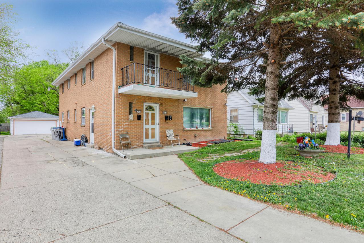3952 S 43rd St #3954, Milwaukee, WI 53220