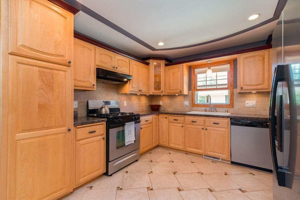 5750 Debbie Ln., West Bend, WI 53095
