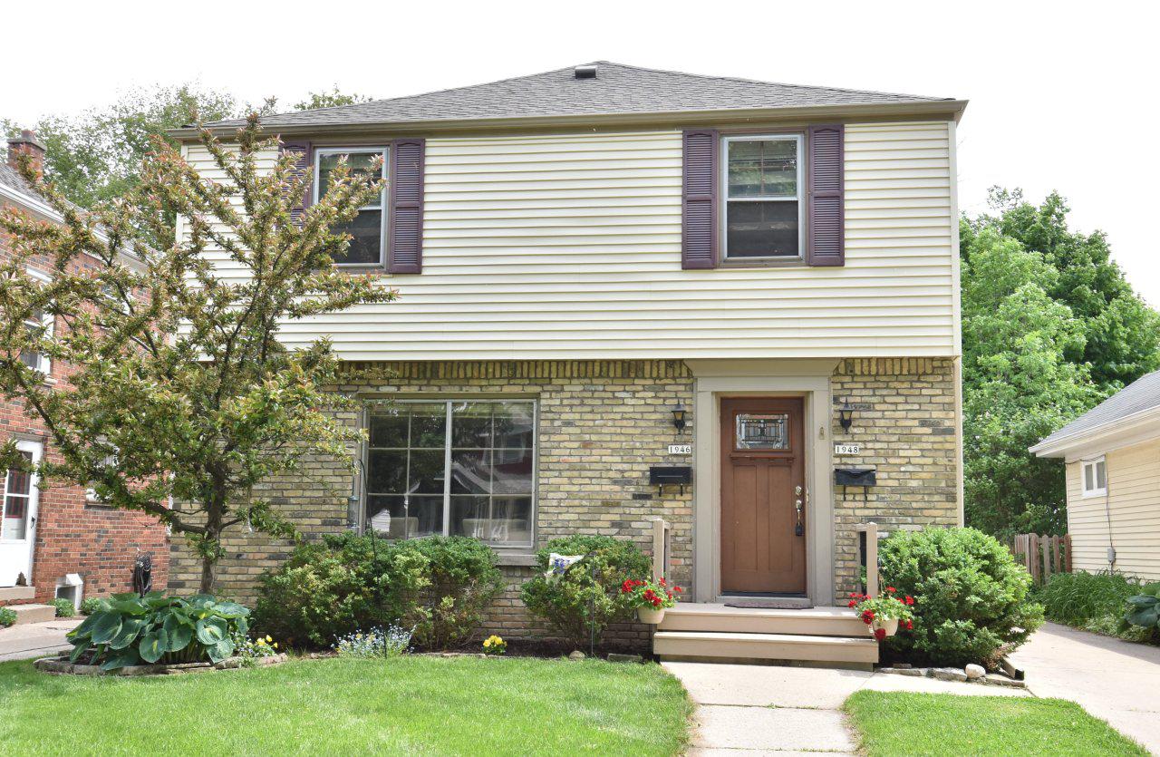 1946 N 84th St. #1948, Wauwatosa, WI 53226