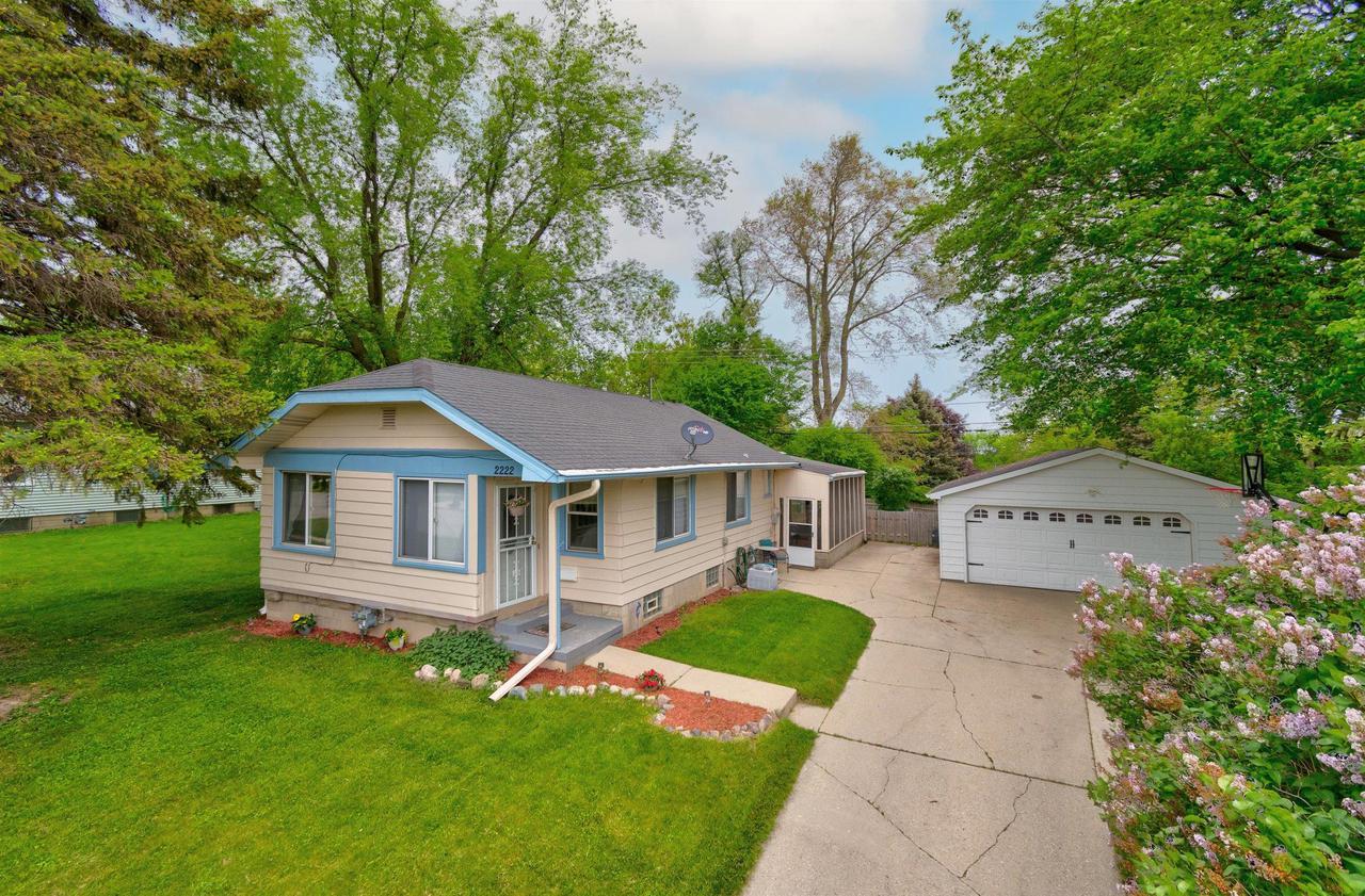 2222 W Ramsey Ave., Milwaukee, WI 53221