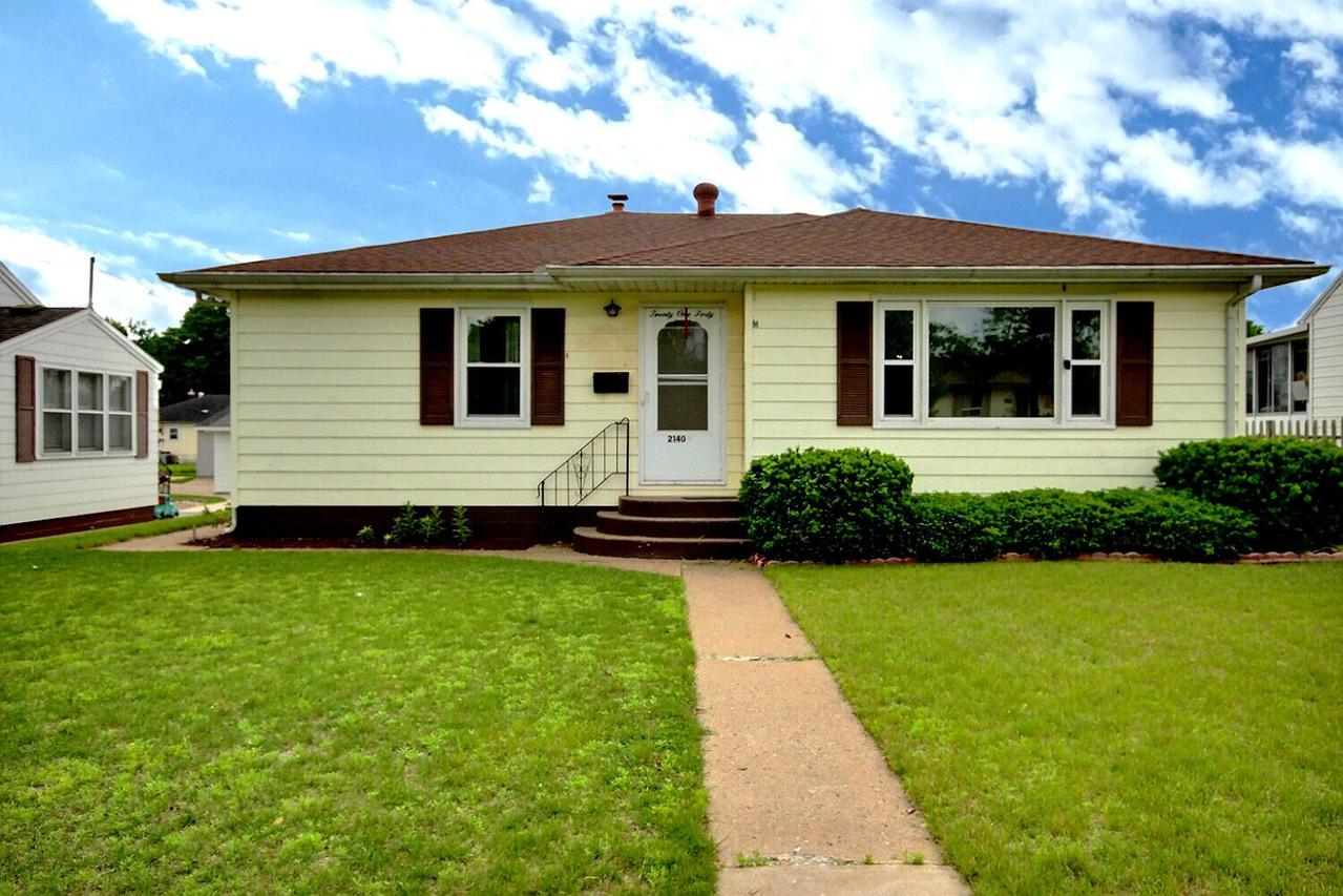 2140 Denton St, La Crosse, WI 54601