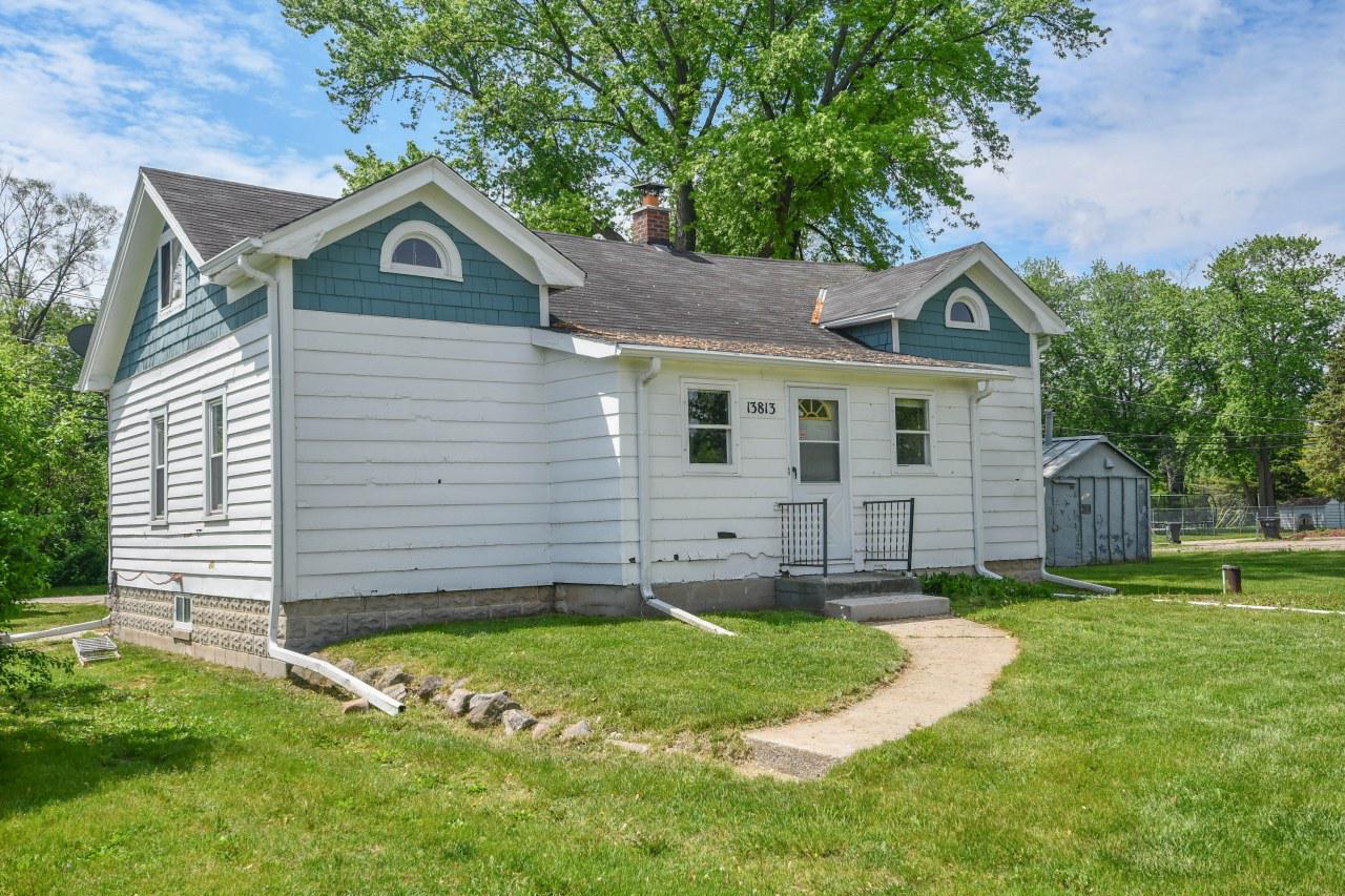 13813 W Greenfield Ave. #13817, New Berlin, WI 53151