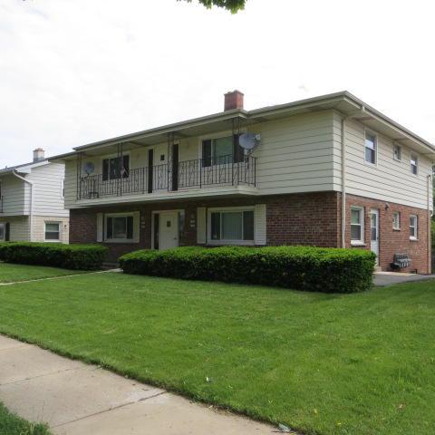 2926 N 124th St., Wauwatosa, WI 53222