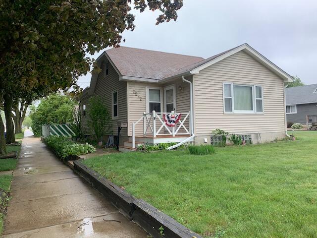 2222 Cleveland Ave, Racine, WI 53405