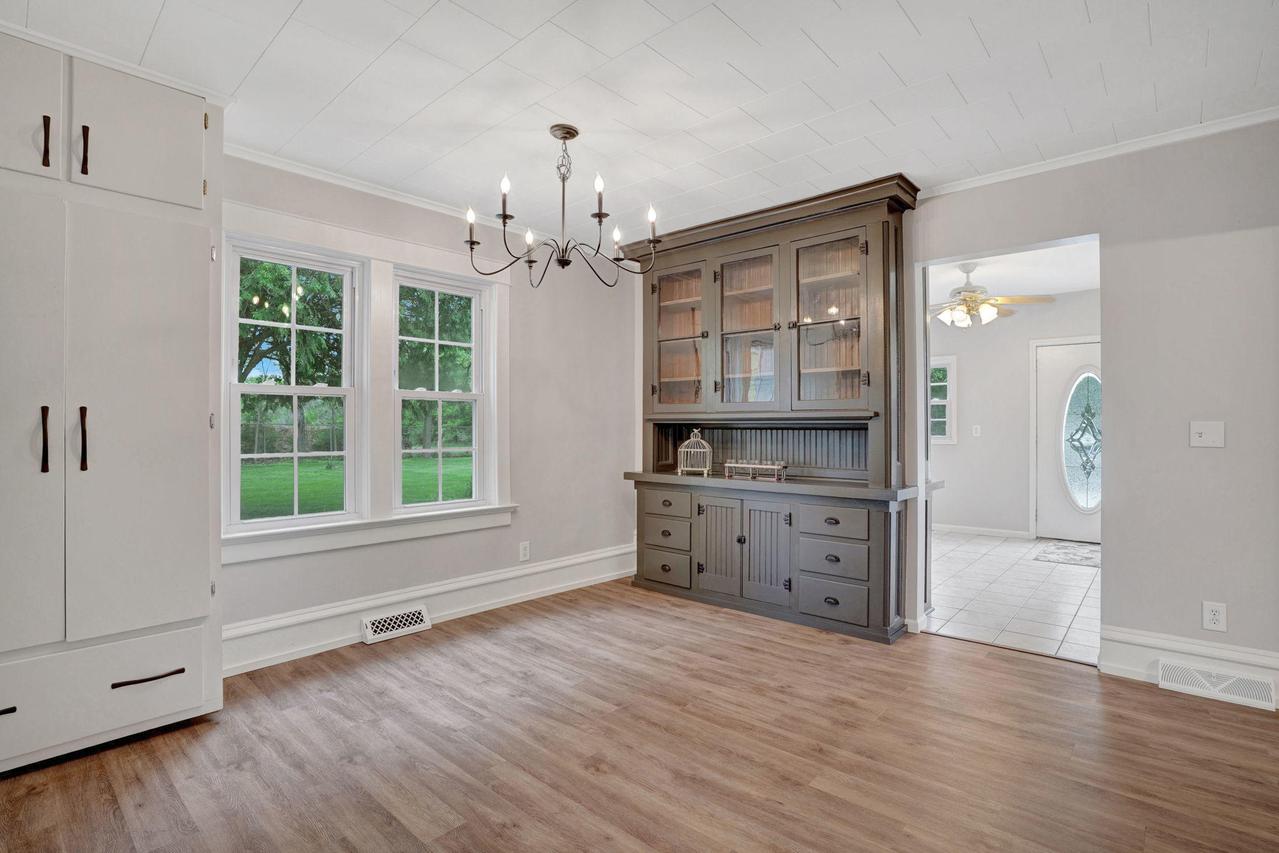 N8802 Briggs St, Troy, WI 53120