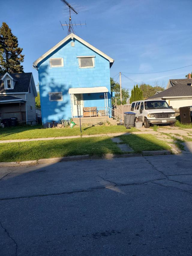 2011 N 11th St., Sheboygan, WI 53081