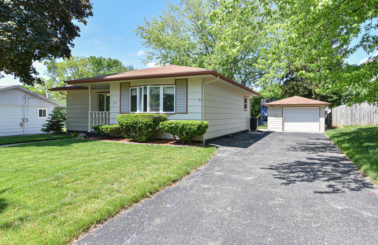 324 Joris Ave., Waukesha, WI 53188