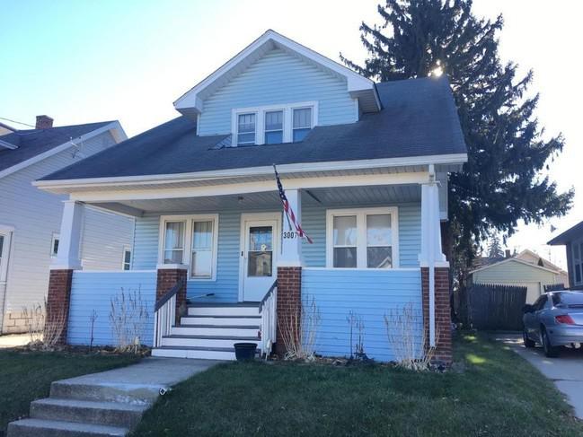 3007 Arlington Ave, Racine, WI 53403
