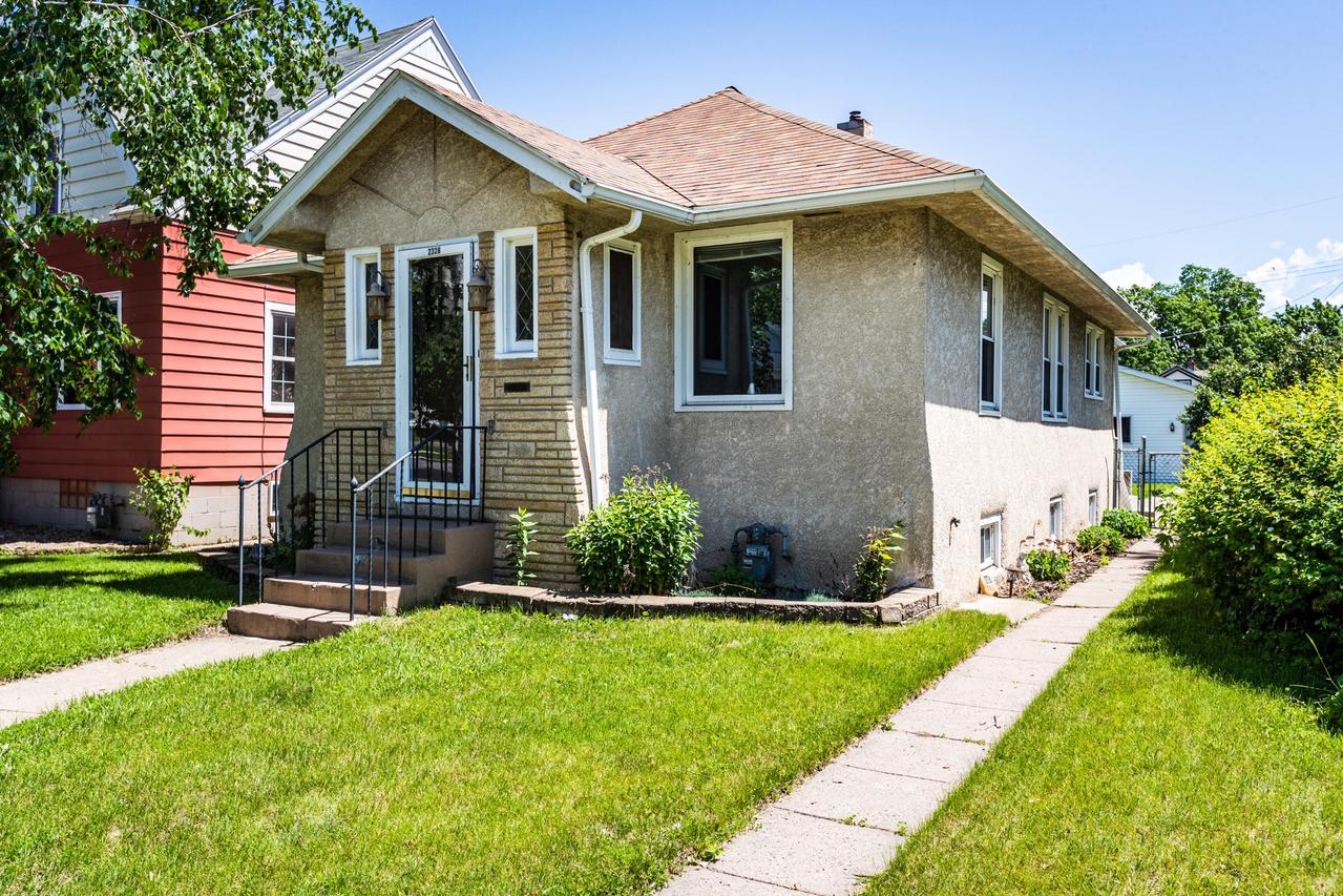 2328 George St., La Crosse, WI 54603