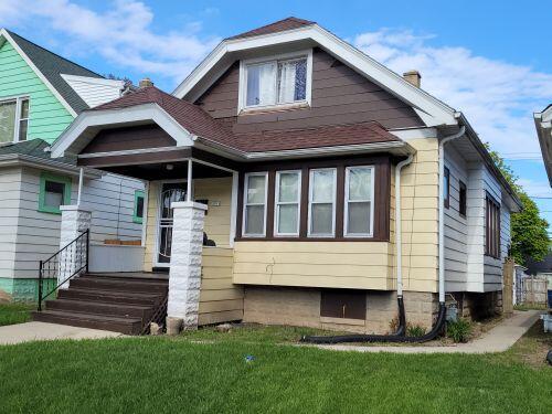 4918 N 37th St, Milwaukee, WI 53209