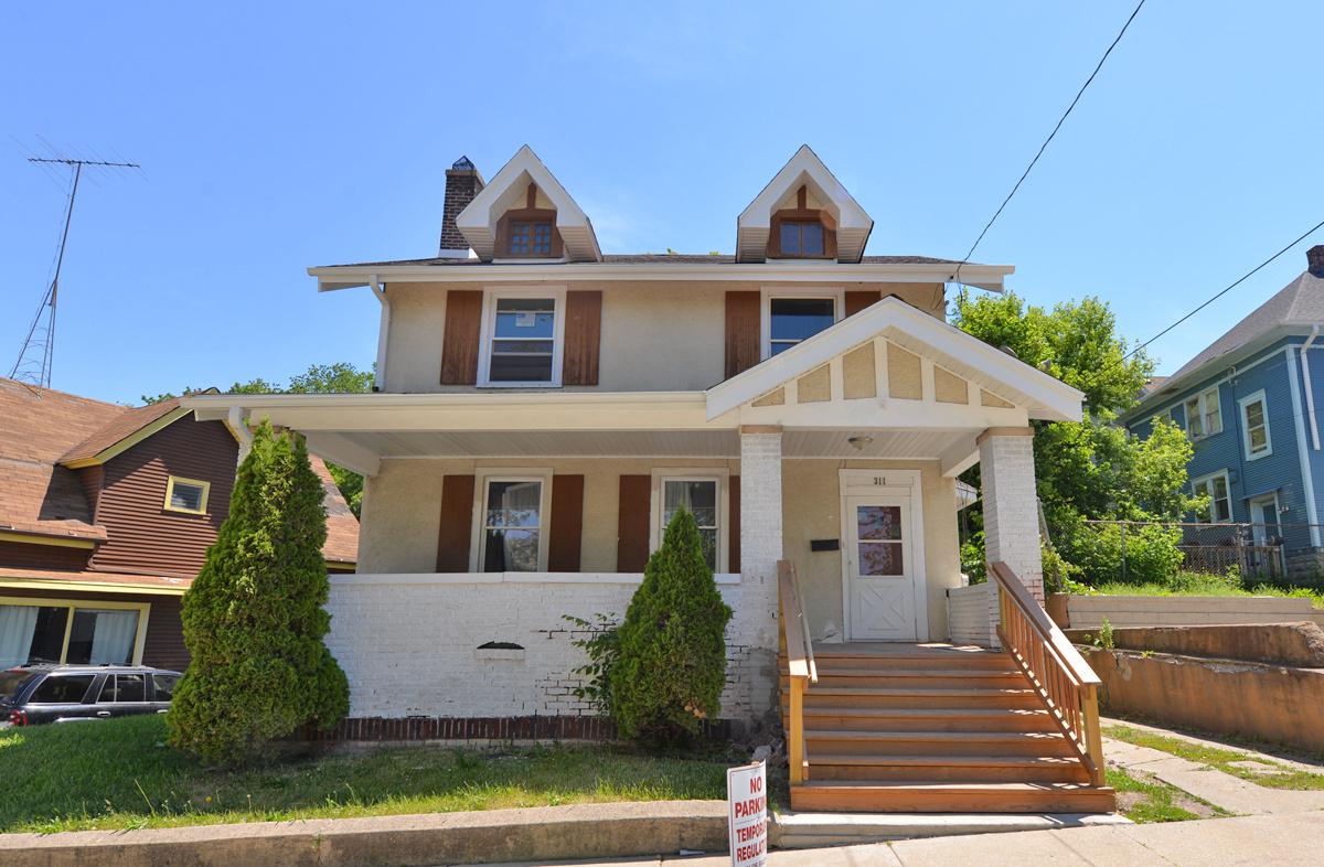 311 Park View, Racine, WI 53404