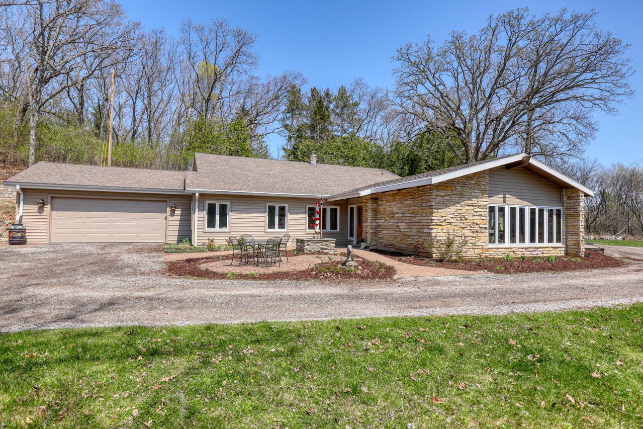 3848 N Sawyer Rd., Summit, WI 53066