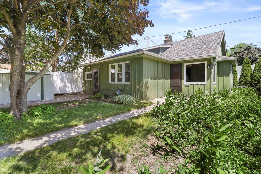2328 N 85th St., Wauwatosa, WI 53226