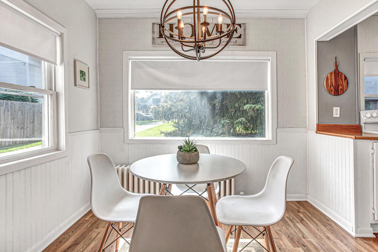 2230 S 37th St, Milwaukee, WI 53215