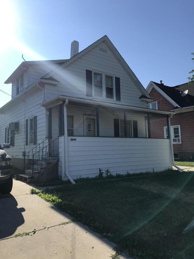 7006 26th Ave, Kenosha, WI 53143