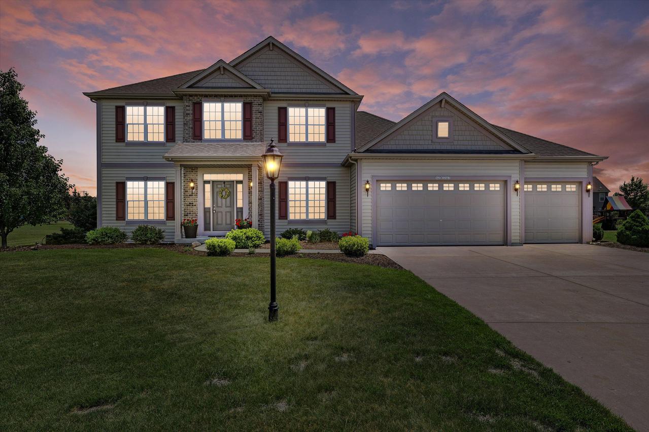 N43W22663 Victoria St., Pewaukee, WI 53072