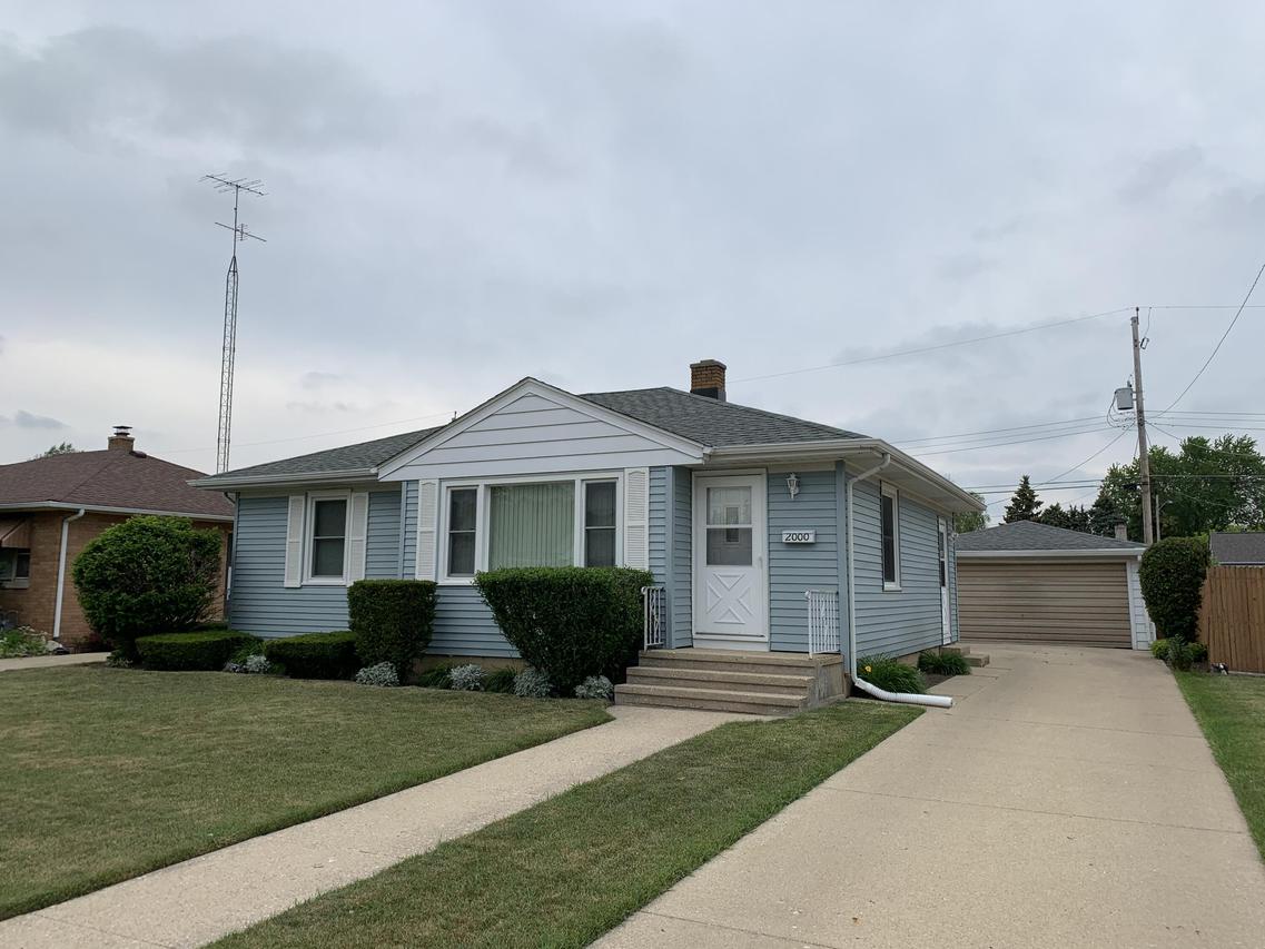 2000 33rd St, Kenosha, WI 53140